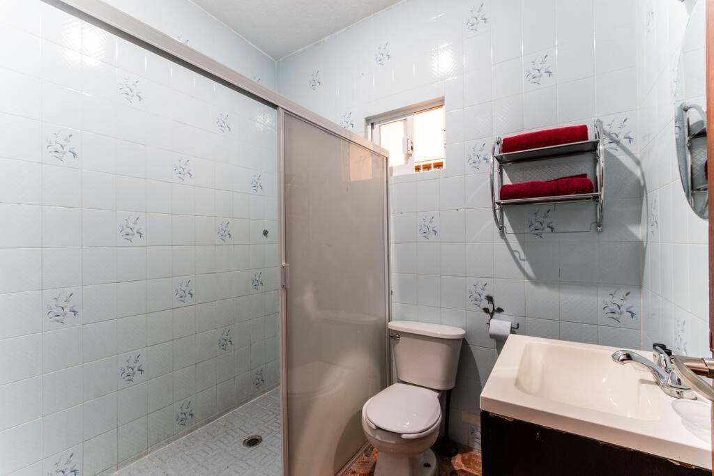 Amplio Departamento Familias Grandes Apartamento
